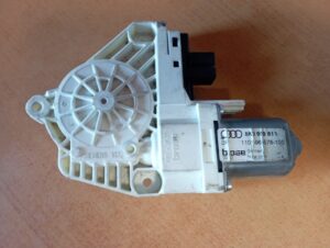 AUDI A4 B8 LZ Motor okna 8K0959811