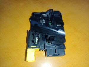 SKODA OCTAVIA 2 Podvolantová jednotka 1K0953549BD