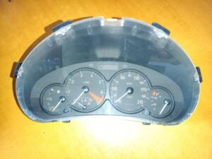 PEUGEOT 206 1.6 16V Tachometer 9648837080