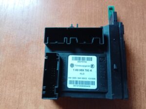 VOLKSWAGEN GOLF 5 Motor okna 1T0959701E