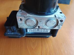 SKODA FABIA 2 RJ ABS 0265800871 6R0907379T 6R0907379AC 6R0611117M