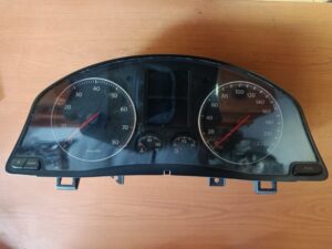 Volkswagen Golf MK5 Tachometer 1K0.920.853