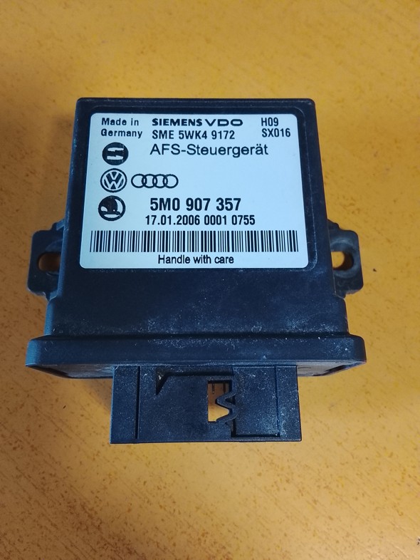 VOLKSWAGEN PASSAT B6 RJ Svetiel 5M0907357 1