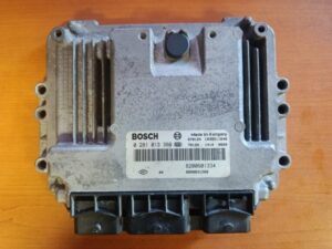 Renault Megane RJ Motora 0281013366 8200601334