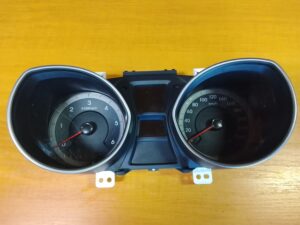 Hyundai I30 II 2016 1.6 crdi manuál Tachometer 94004-A6060