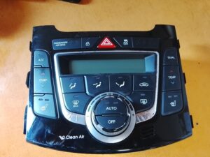 Hyundai i30 Panel kúrenia 97250-A6501